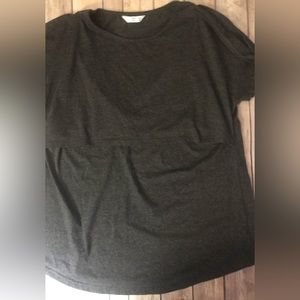 Maternity/nursing t-shirt 🤍